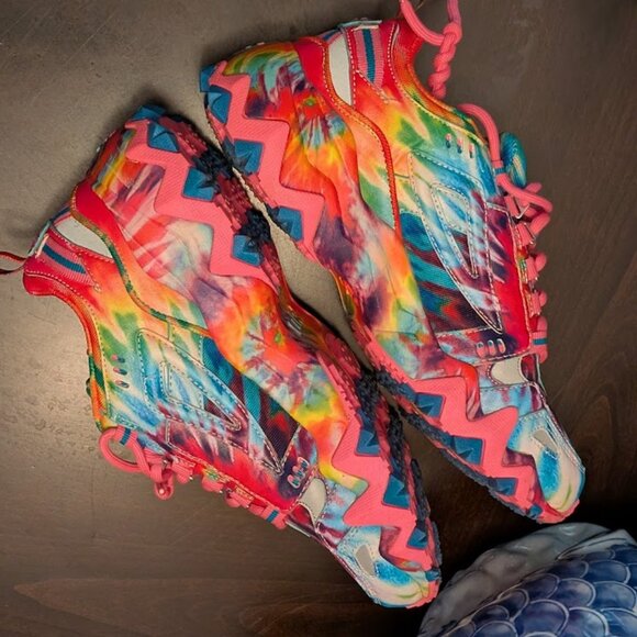 P10 FILA Oakmont TR Multi-Color Tye Dye Shoes - Picture 6 of 10